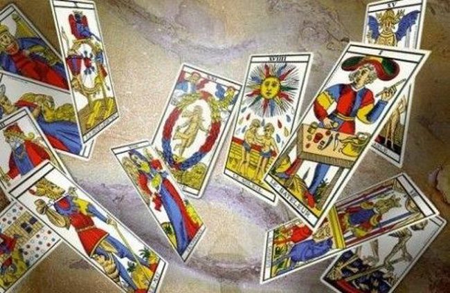 Cartomanzia online in tutta Italia